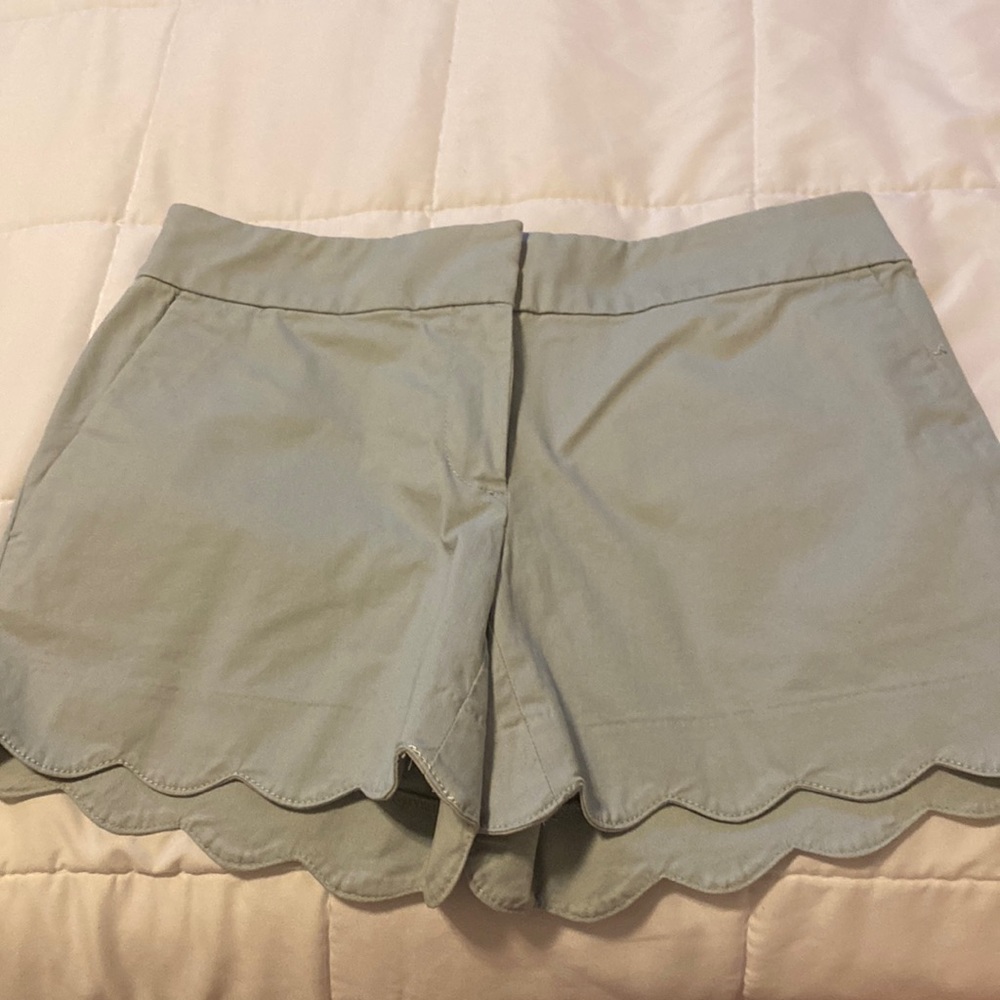 LOFT DRESS SHORTS